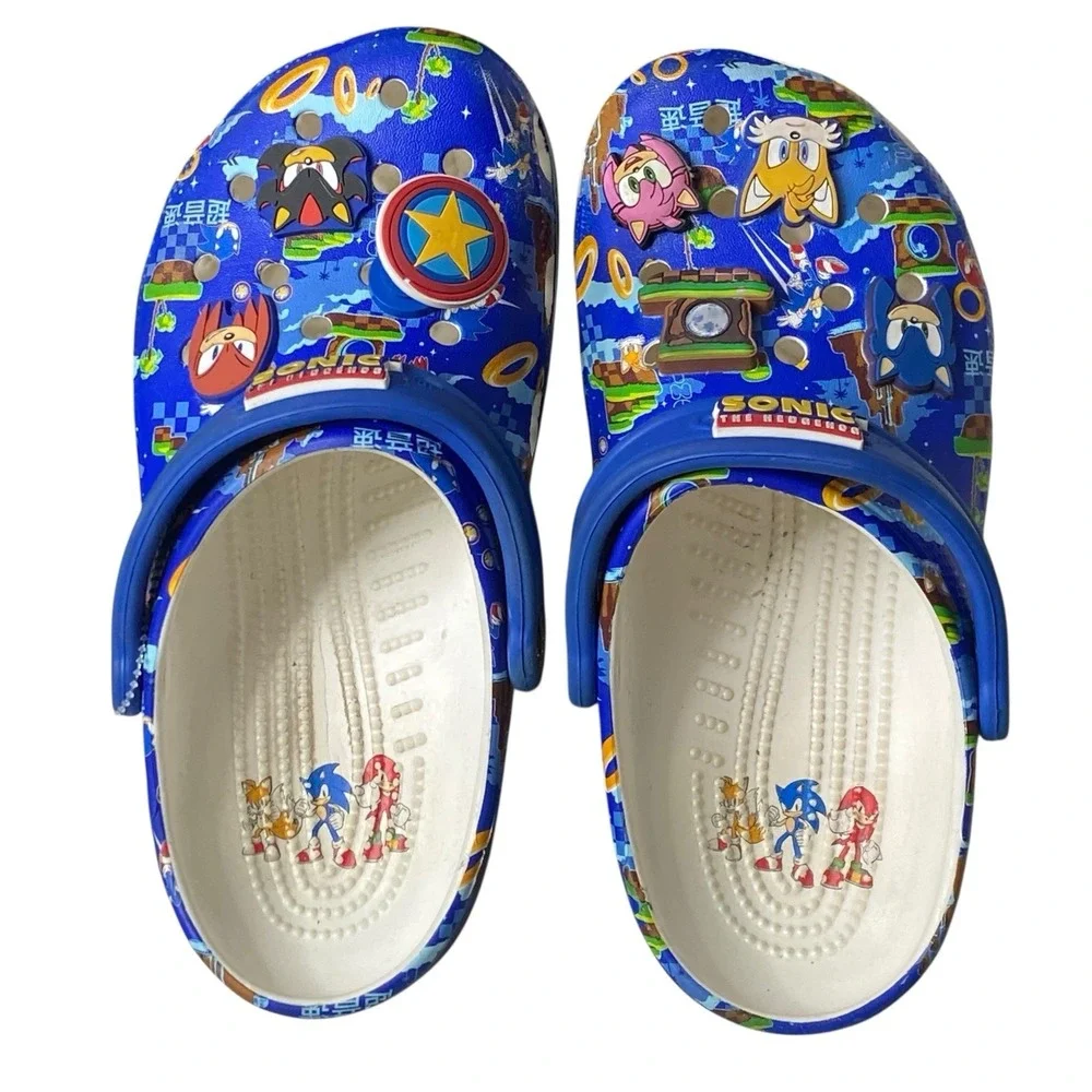 Crocs Sonic Hedgehog Classic Clog Kids 5 J Blue Kidcore Gamercore Video Game Fun - Picture 6 of 11